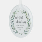 Rustic Greenery Pas getrouwd Ons eerste kerstfeest Glas Ornament (Voorkant links)