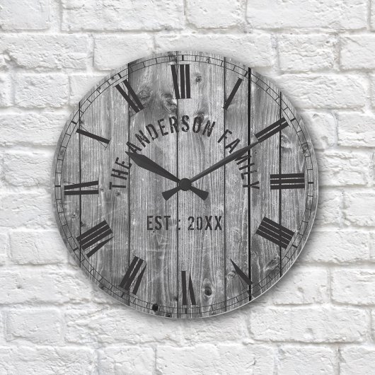 Rustic Grey Wood Custom Family Name Farmhouse Ronde Klok