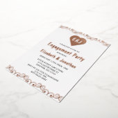 Rustic Hart Monogram Verlovingsfeest Folie Uitnodiging (Gedraaid)