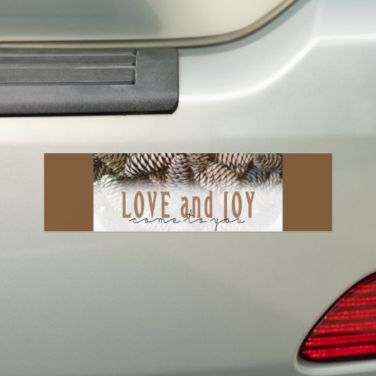 Rustic Holiday Love and Joy Pine Cone Bumpersticker (Op auto)