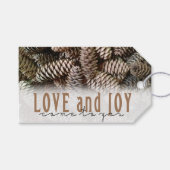 Rustic Holiday Love and Joy Pine Cone Cadeaulabel (Voorkant (Horizontaal))