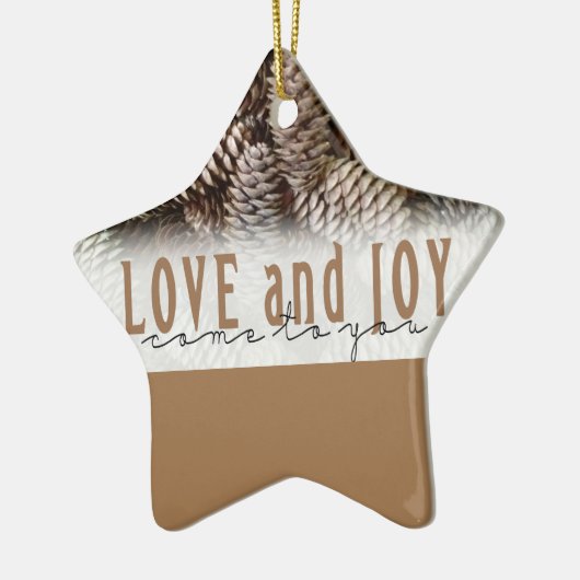 Rustic Holiday Love and Joy Pine Cone Keramisch Ornament (Links)