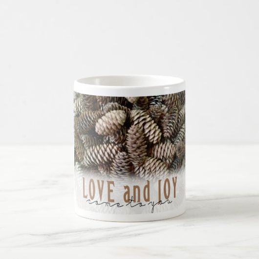 Rustic Holiday Love and Joy Pine Cone Koffiemok (Center)