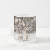 Rustic Holiday Love and Joy Pine Cone Matglas Koffiemok (Voorkant links)