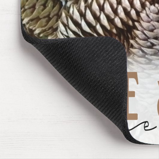 Rustic Holiday Love and Joy Pine Cone Muismat (Hoek)