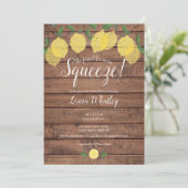 Rustic Houten Hoofd Pers Lemon Bruiloftsfeest Kaart (Staand voorkant)
