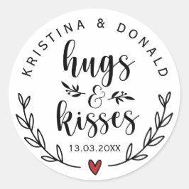 Rustic Hugs & Kisses Wedding | VRIJGEZELLENFEEST Ronde Sticker
