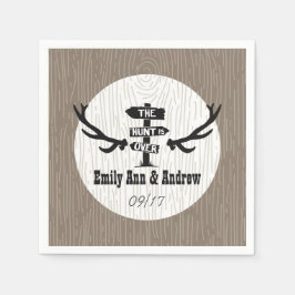 Rustic Hunt is over Barnwood Servet