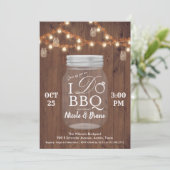 Rustic I DO BBQ Mason Jar Uitnodiging (Staand voorkant)