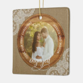 Rustic jute en kant Eerste kerst verloofd Keramisch Ornament (Links)