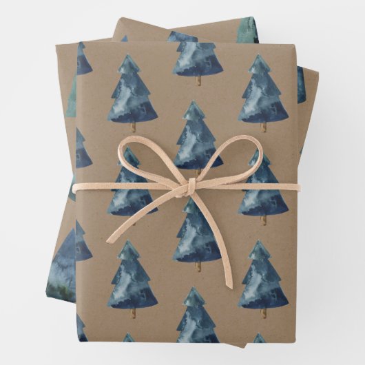 Rustic Kraft Blue en Green Spruce Trees Inpakpapier Vel (In situ)