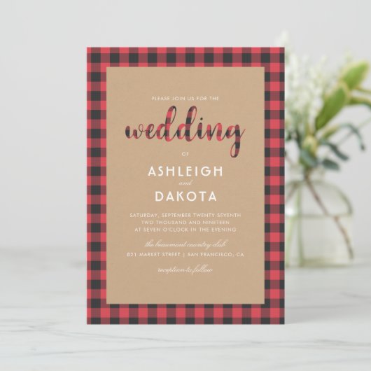 Rustic Kraft & Buffalo Plaid Script Wedding Kaart (Staand voorkant)