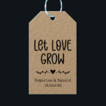 Rustic Kraft Let Love Grow Seed Wedding Gift Label Cadeaulabel<br><div class="desc">Laat de liefde zaaigoed groeien. Voeg een leuke kleur en unieke stijl toe aan je bruiloft of vrijgezellenfeest. Een vrijgezellenfeest-gunsttas is een geweldige aanvulling op partijplanning. Deze unieke tassen zullen gemakkelijk als geschenk worden gebruikt en kunnen als een mooie decoratie dienen op je trouwreceptie of vrijgezellenfeest. Het perfecte hoopje voor...</div>