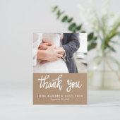 Rustic Kraft Paper Bedankt Script Paar Foto Briefkaart (Staand voorkant)