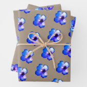 Rustic Kraft Paper Paarse Aqua Blue Flower Petals (In situ)