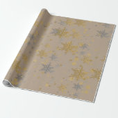 Rustic Kraft Silver & Gold Snowflakes Cadeaupapier (Uitgerold)
