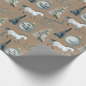 Rustic Kraft Winter Horse Custom Name & Sentic Cadeaupapier (Hoek)