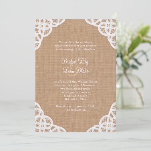 Rustic Lace & Medium Burlap Wedding Invitation Kaart (Staand voorkant)