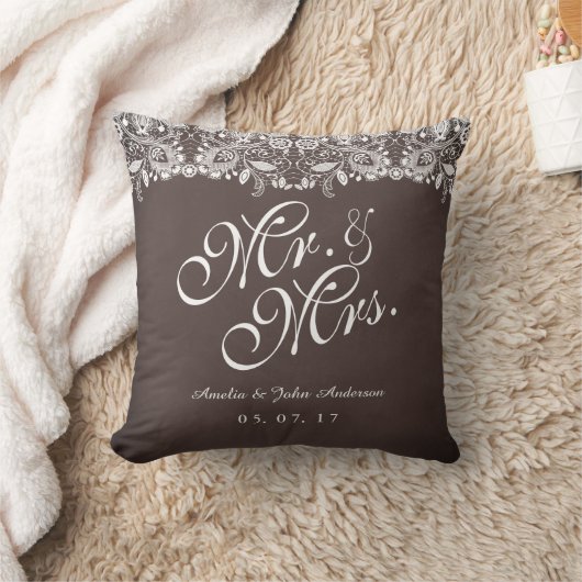 Rustic Lace Mr. en Mrs. Wedding Pillow Kussen (Deken)