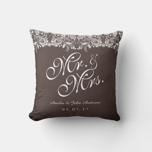 Rustic Lace Mr. en Mrs. Wedding Pillow Kussen (Voorkant)