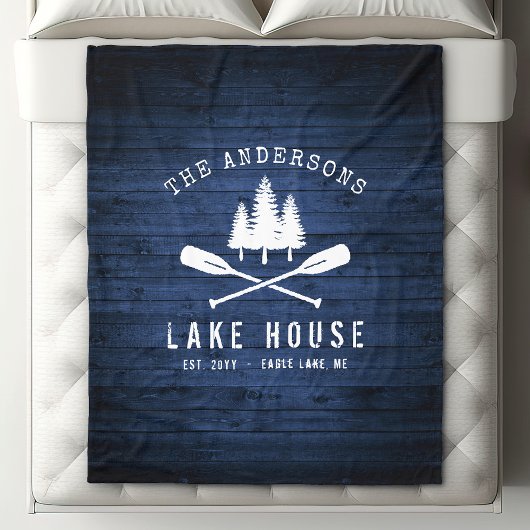 Rustic Lake House Boat Oars Trees Blue Wood Print Fleece Deken