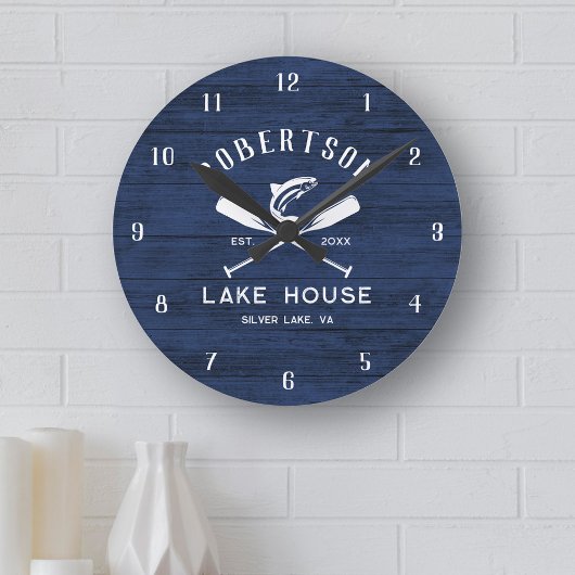 Rustic Lake House Familienaam Blue Wood Clock Ronde Klok