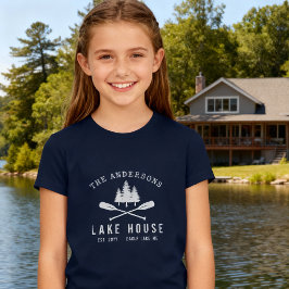 Rustic Lake House Familienaam Boat Oars Trees T-shirt