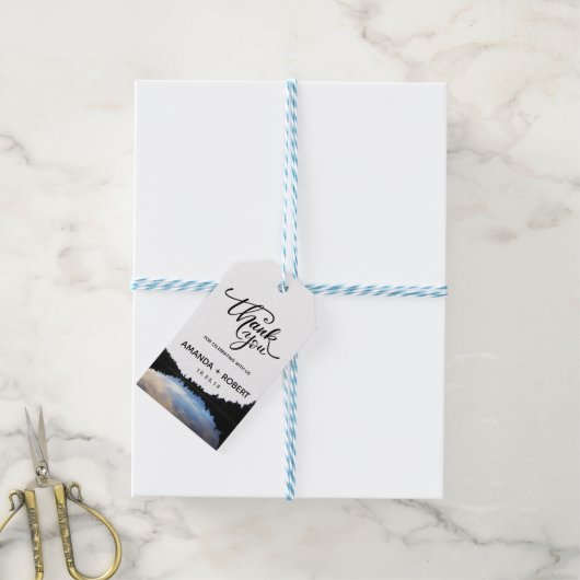 ©Rustic Lake Reflections Lakeside Wedding Favor Cadeaulabel (Met Touw)