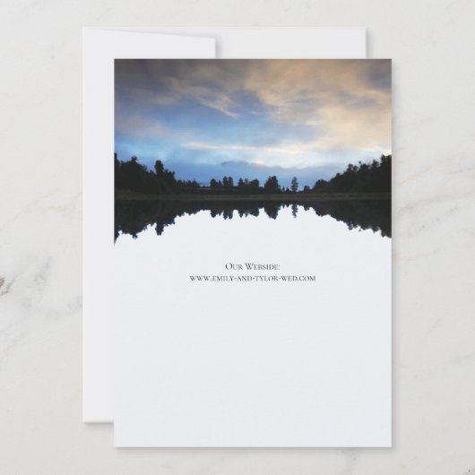 ©Rustic Lake Reflections Lakeside Wedding Kaart (Achterkant)