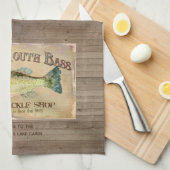 Rustic Lakeside Cabin Large Mouth Bass Vist Theedoek (Quarter Fold)