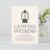 Rustic Lantern Camping Weekend Uitnodiging (Staand voorkant)