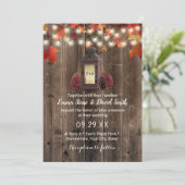 Rustic Lantern & Flowers Barn Wood Fall Wedding Kaart (Staand voorkant)