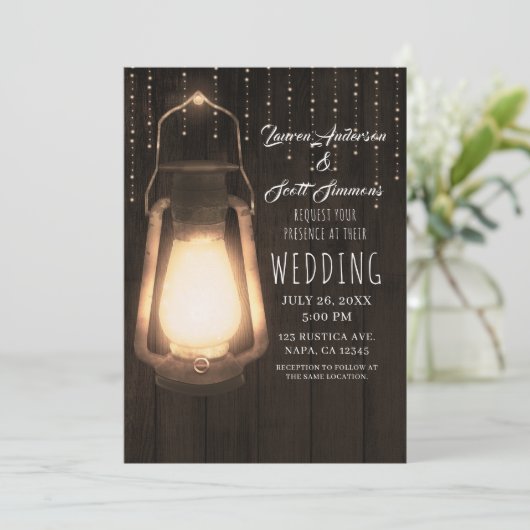 Rustic Lantern & Lights Brown Barn Wood Wedding Kaart (Staand voorkant)