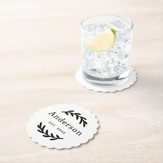 Rustic Laurel Branch Wreater Achternaam Monogram Kartonnen Onderzetters (Insitu)