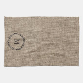 Rustic Laurel Wreath Farmhouse Style Monogramed Theedoek (Horizontaal)