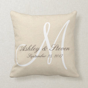 Rustic Linen look with White Monogram Kussen
