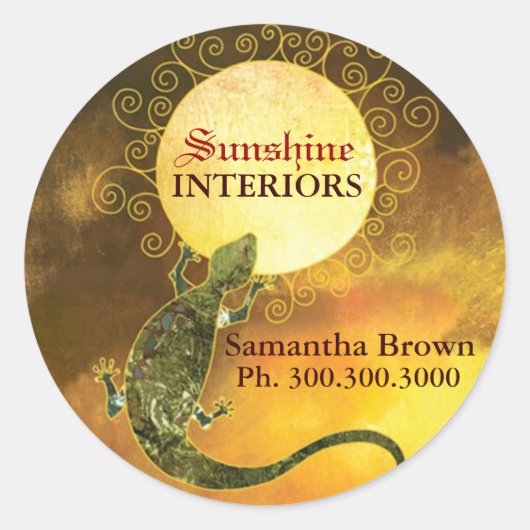 Rustic Lizard Holding Sun Business Ronde Sticker (Voorkant)