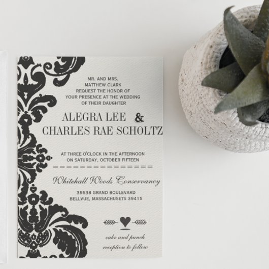 Rustic Luxe  Black Damask Wedding Invites Kaart