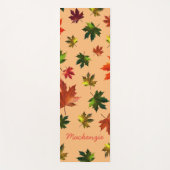Rustic Maple Leaves Pattern met Name on ORANJE Yogamat (Voorkant)