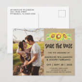 Rustic Mason Jar Sunflower Save the Date Aankondigingskaart (Voorkant / Achterkant)