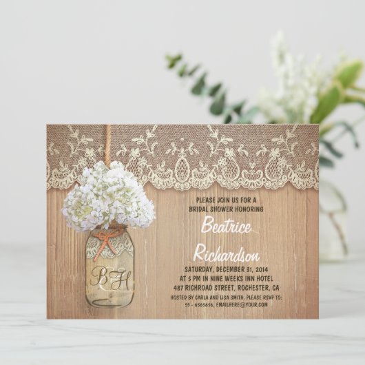 Rustic Mason Jar White Hydrangea vrijgezellenfeest Kaart (Staand voorkant)