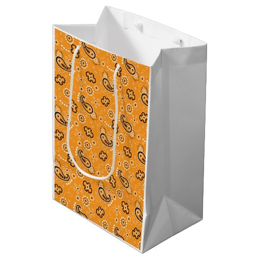 Rustic Modern Bandana Oranje Pattern Fun Medium Cadeauzakje (Voorkant Gekanteld)