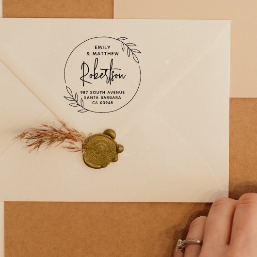 Rustic Modern Wreath Married Couple Return Address Zelfinktende Stempel