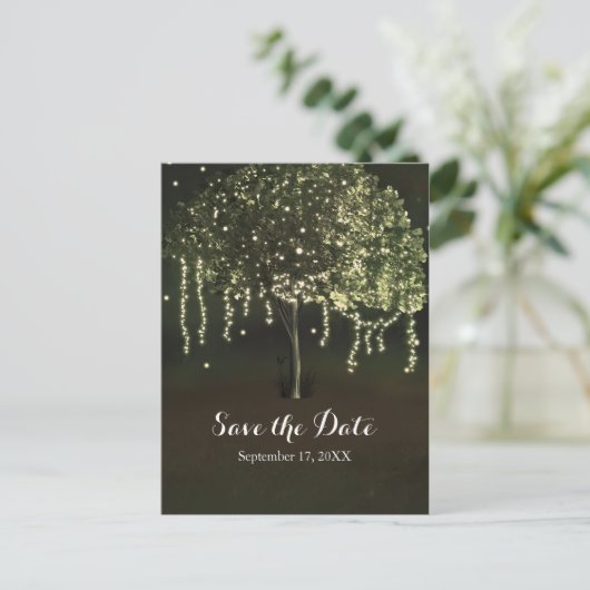 Rustic Mossy Lighted Tree Wedding Save the Date Aankondigingskaart (Staand voorkant)