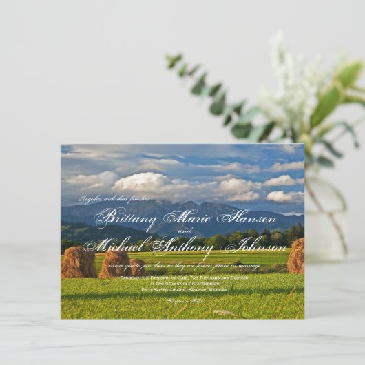 Rustic Mountain Field Wedding Invitations Kaart (Staand voorkant)