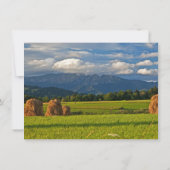 Rustic Mountain Field Wedding Invitations Kaart (Achterkant)