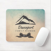 Rustic Mountain Illustration Family Reunion Muismat (Met muis)