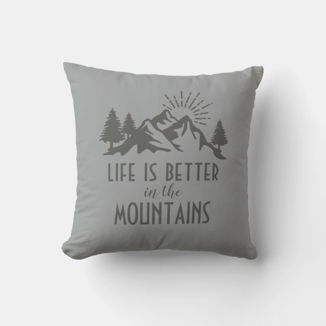 Rustic Mountains Leven is beter citaat grijs Buitenkussen (Voorkant)
