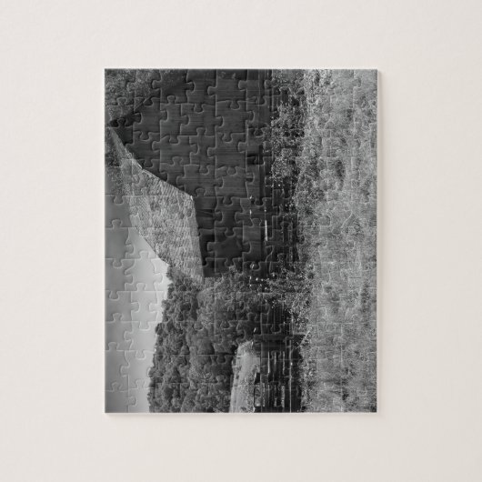 Rustic Mystic Barn Legpuzzel (Verticaal)