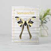 Rustic Mystical Celestial Gold en Silver Moth Folie Uitnodiging (Staand Voorkant)